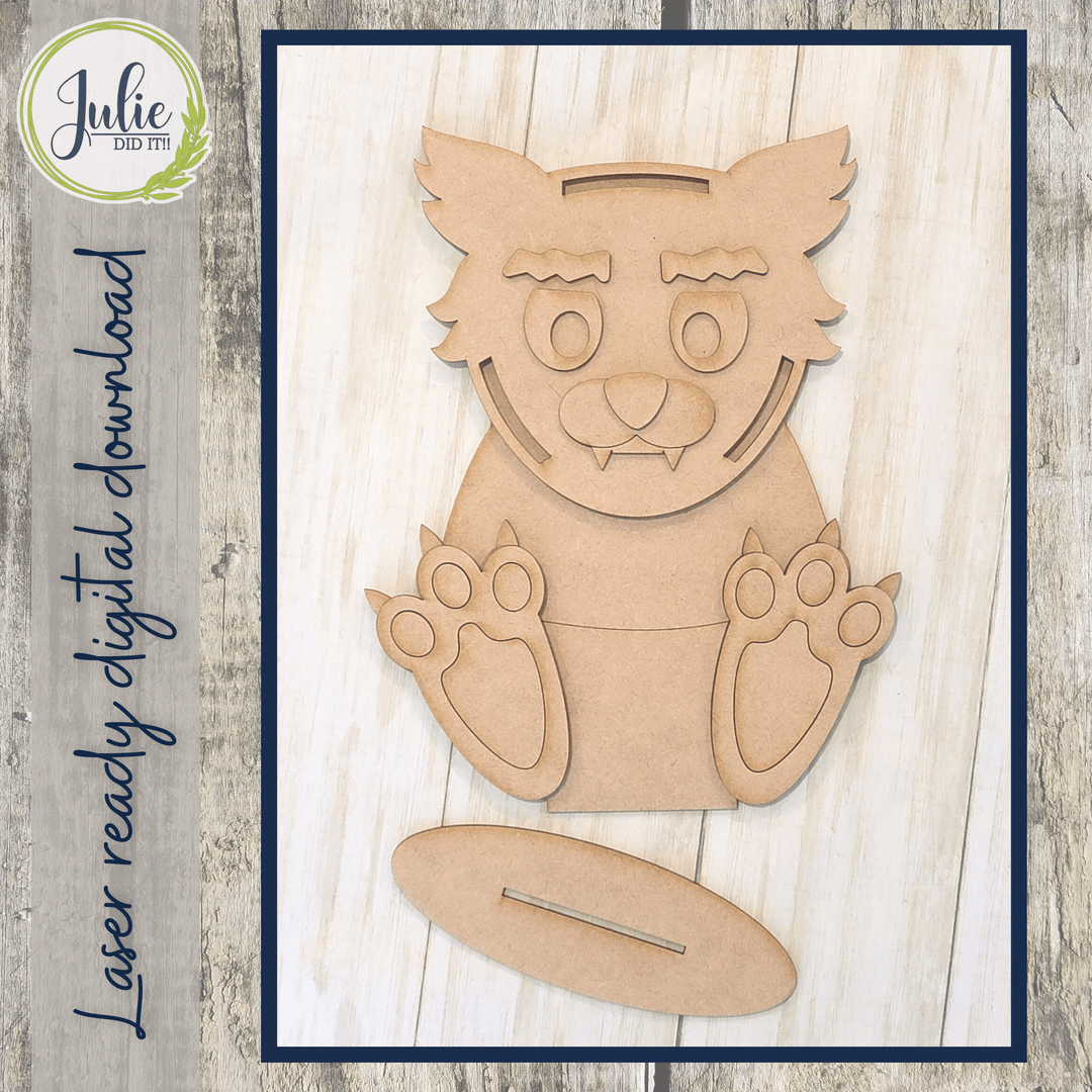 Julie Did It Studios Macrame Werewolf Shelf Sitter